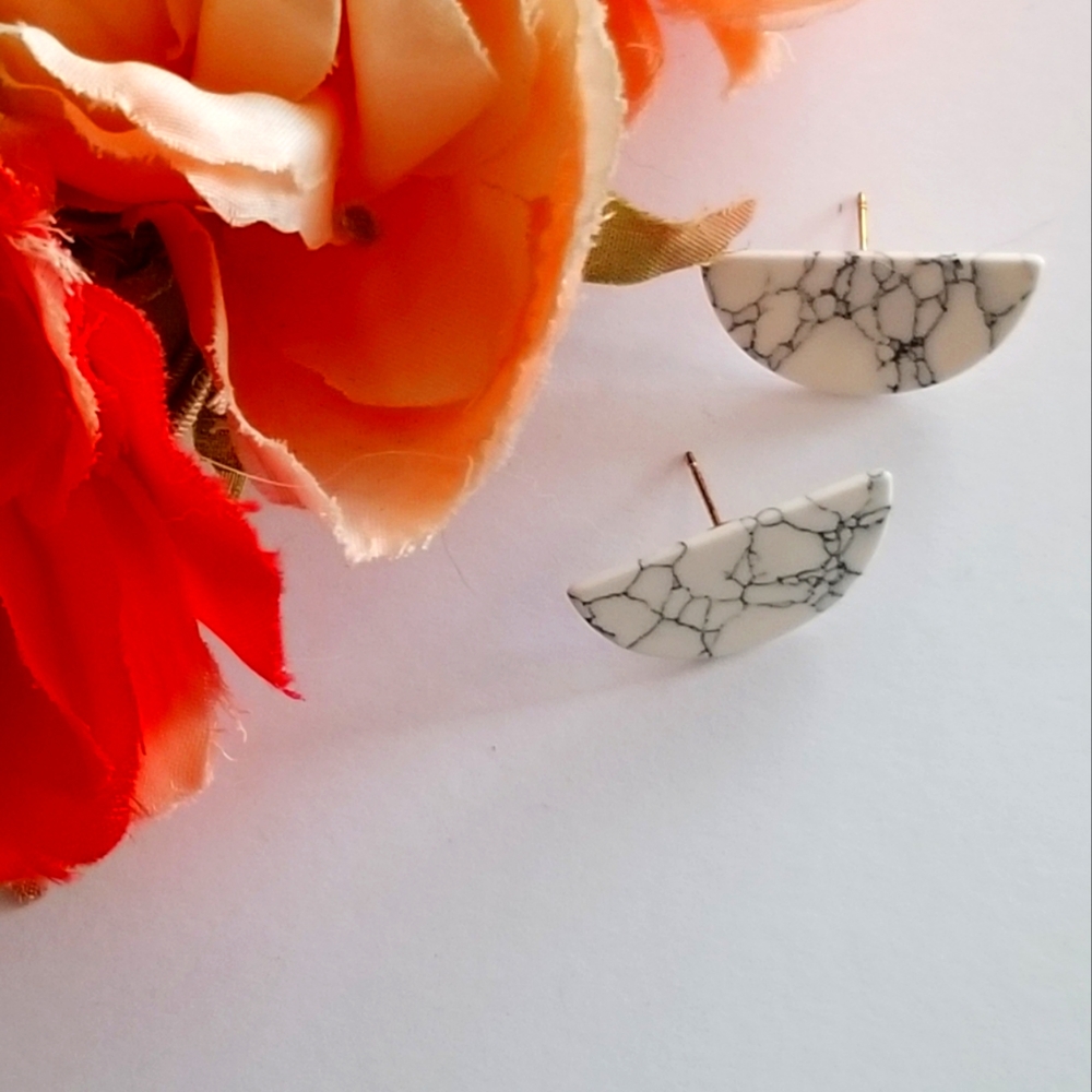 3/$30 Retro earrings